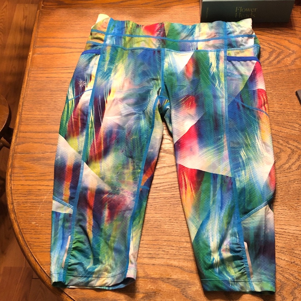 Athleta Women’s Multicolor Abstract Print Capri Leggings